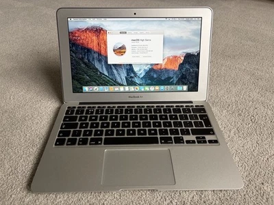 Apple MacBook Air Mid 2011 11" Laptop - 1.60 Ghz - 4Gb ram - Intel Core i5