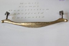 MANIGLIA D'EPOCA IN METALLO COLORE ORO PER CASSETTO / VECCHIA FERRAMENTA 