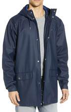 Helly Hansen Moss Waterproof Raincoat in Navy Size Medium X4011