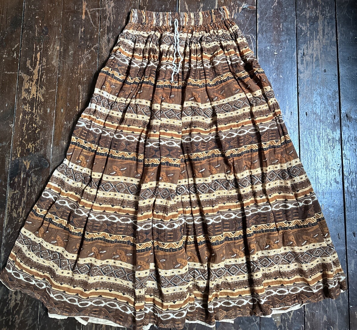 80s brown native pattern long skirt