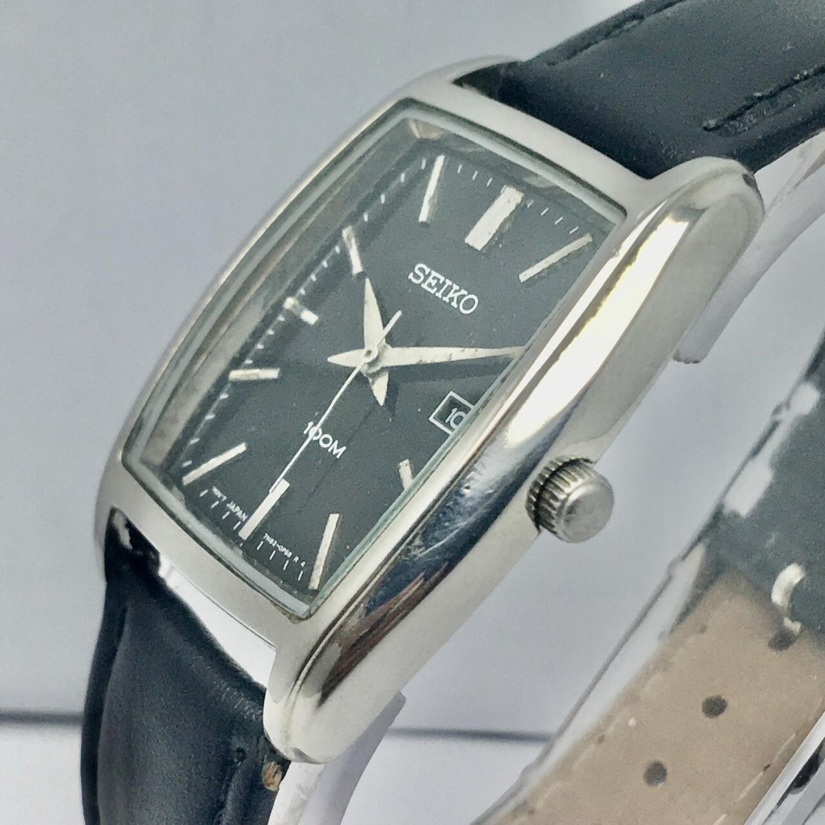 つん　S7 Seiko Womens 7N82-0GH0 Watch Silver & Gold Bracelet Band