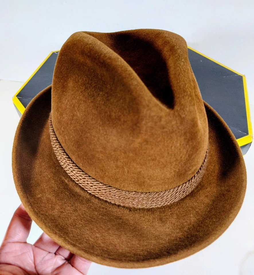 Vtg Genuine Dobbs Fur Felt Hat 1960s, Cognac, Hunter Mt. Mark Shale, 6 7/8 W/Box - Image 4 of 4