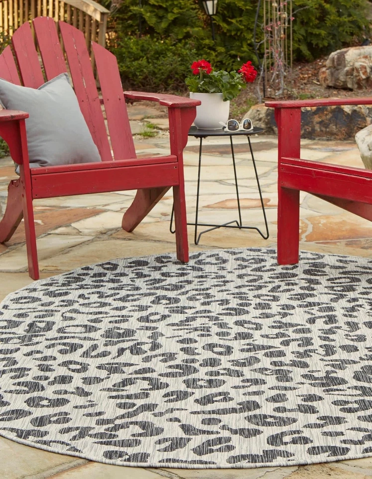 Unique Loom Outdoor Safari Collection Area Rug - Leopard (3' 3" x 5' 3" Oval,... - Image 4 of 4