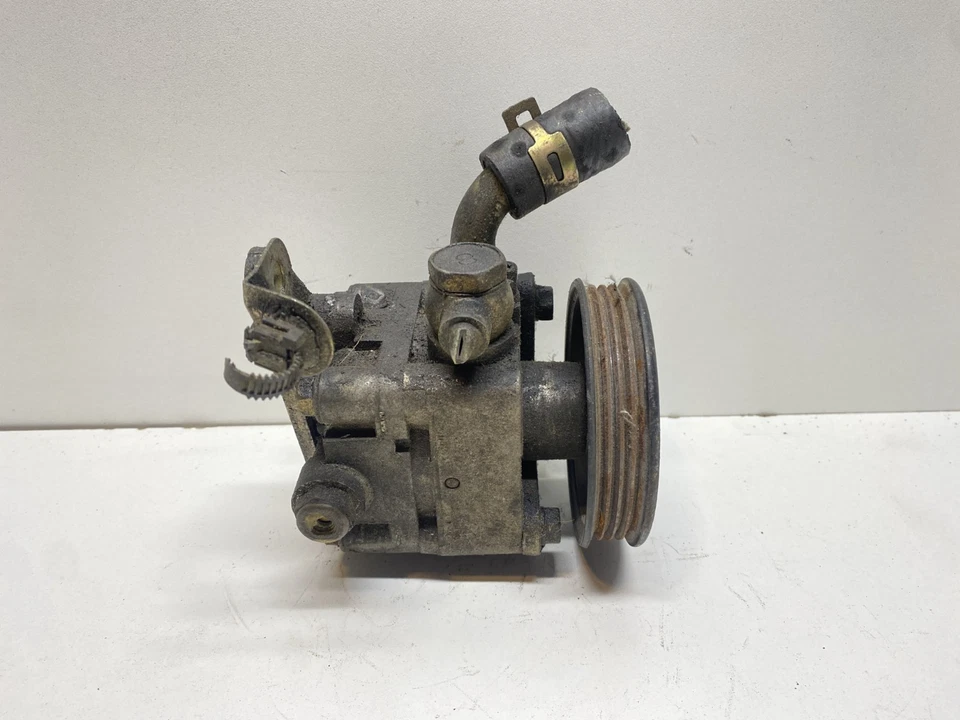 Bomba de dirección asistida Mitsubishi Galant 1999-2002 OEM, 553-58900 Foto 3 de 4