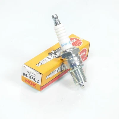 Bougie d'allumage NGK pour Moto Moto Guzzi 1100 V 11 LE MANS NERO CORSA Après - Photo 1/4