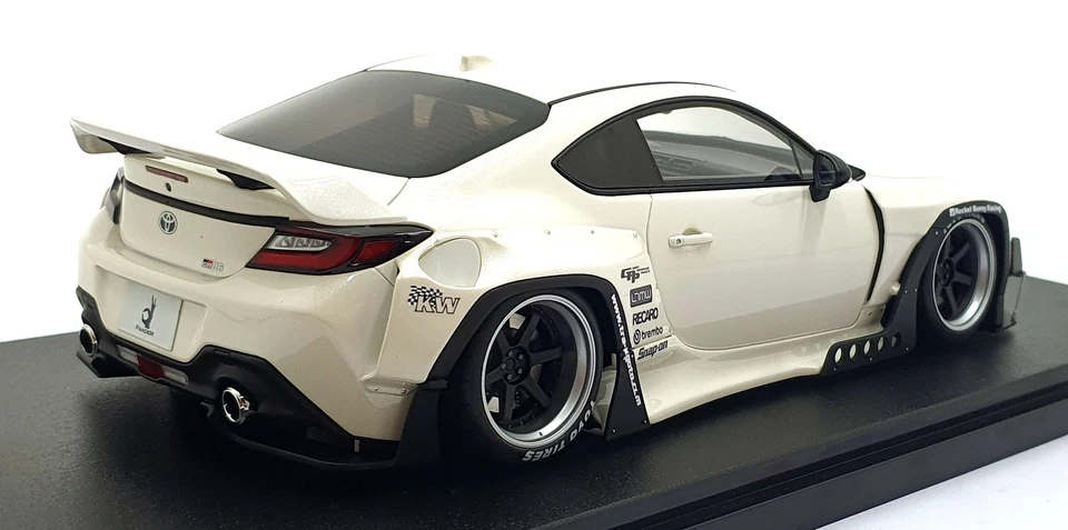 GT Spirit 1/18 Scale Resin GT498 - Pandem Toyota GR86 Rocket Bunny Crystal White - Image 2 of 4