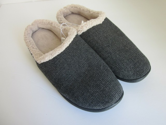isotoner memory foam slippers mens