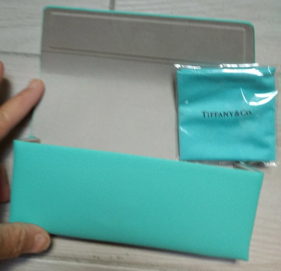 Tiffany &Co. Custodia Portaocchiali Empty Box - Imagen 2 de 4