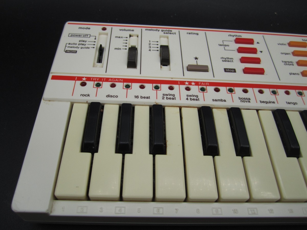 Vintage 1980s Casio PT-82 32 Key Electronic Keyboard Mini