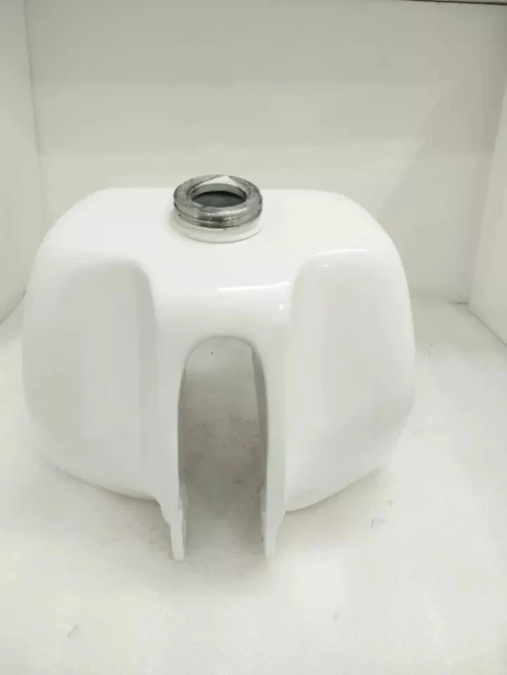 Husqvarna 1983 1984 AE500 WR250 WR500 Air Cooled White Aluminum Tank - Image 2 of 4