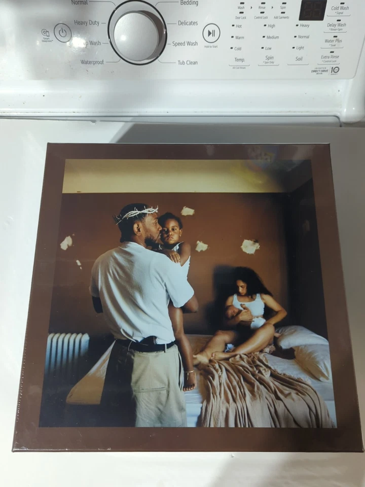 Kendrick Lamar Mr. Morale & The Big Steppers Standard LP + Hoodie Box Set SizeXL Foto 2 de 4