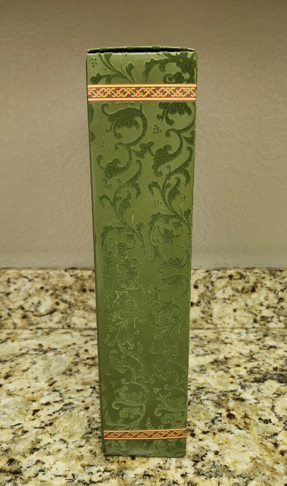 Muñeca Coleccionista Barbie Deirdre of Ulster Leyendas de Irlanda RARA Etiqueta Platino Foto 4 de 4