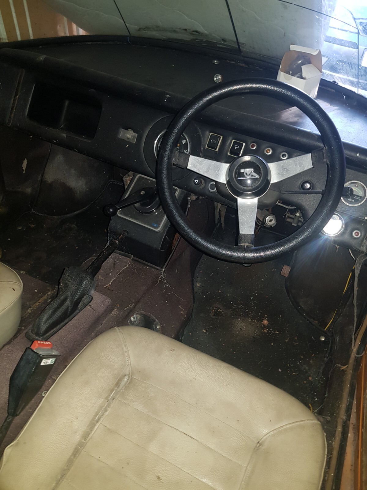 Image 7 - Classic / vintage Enfield 8000 electric car . Barn find collectable automobilia