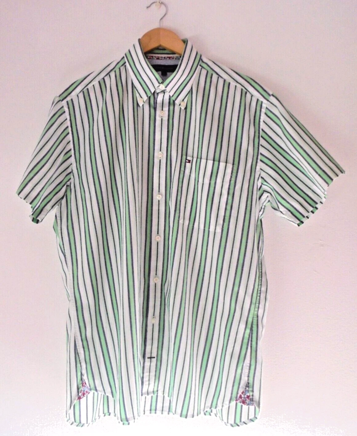 tommy hilfiger short sleeve shirt large, Green Blue Stripe