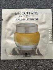 L Occitane Immortelle Dive cream sample packe...