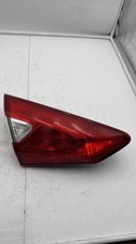 Feu arrière Nissan Pulsar