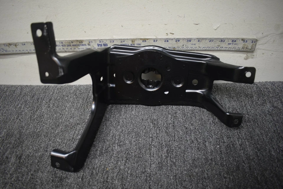 AUDI RS5 2018 soporte de repuesto montaje de fábrica OEM Foto 4 de 4