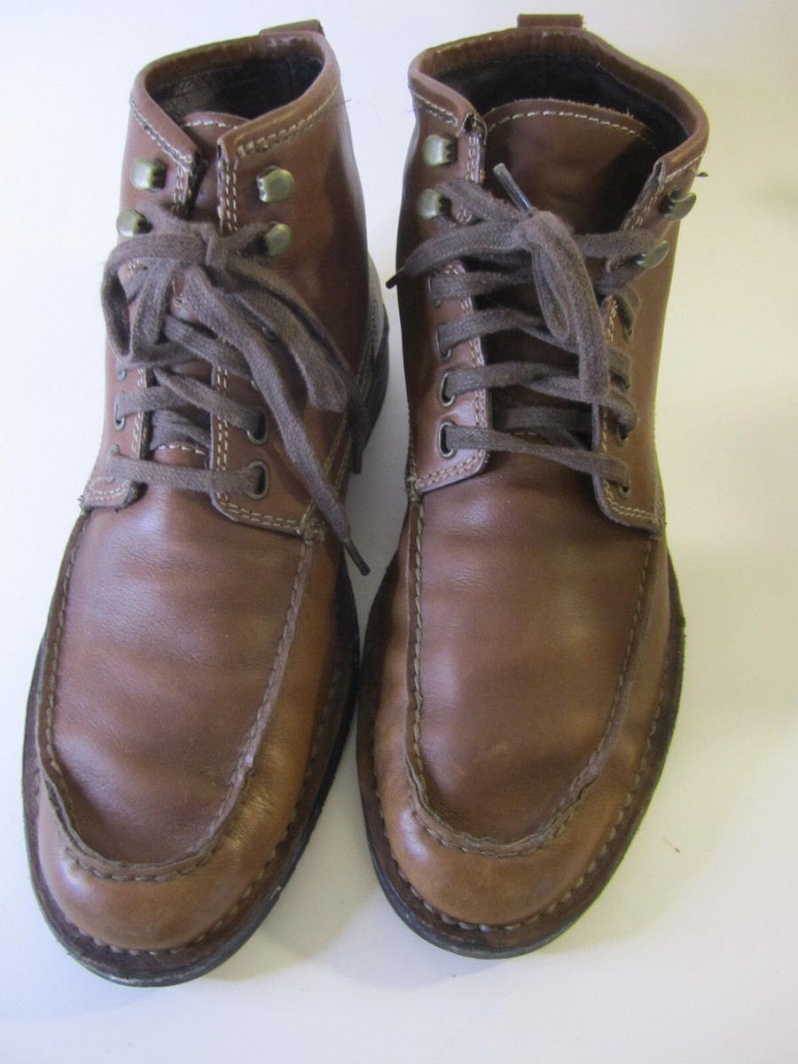 Banana Republic, Brown leather chukka boot, lace up, Men display picture 3