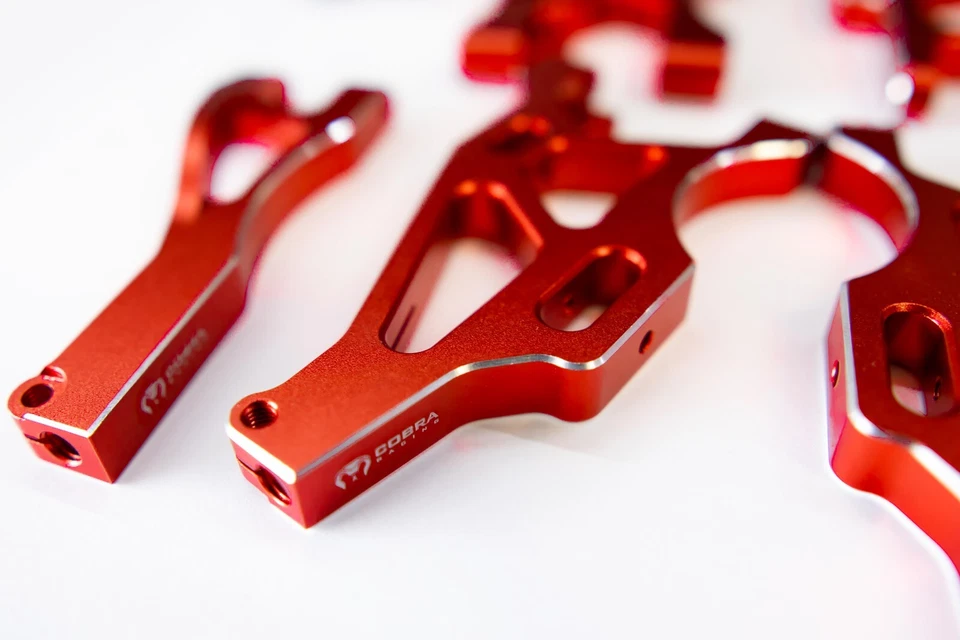 Braços A CR ARRMA vermelhos (completos) compatíveis com Arrma 1/7 ilimitados, infração e crime - Imagem 2 de 4