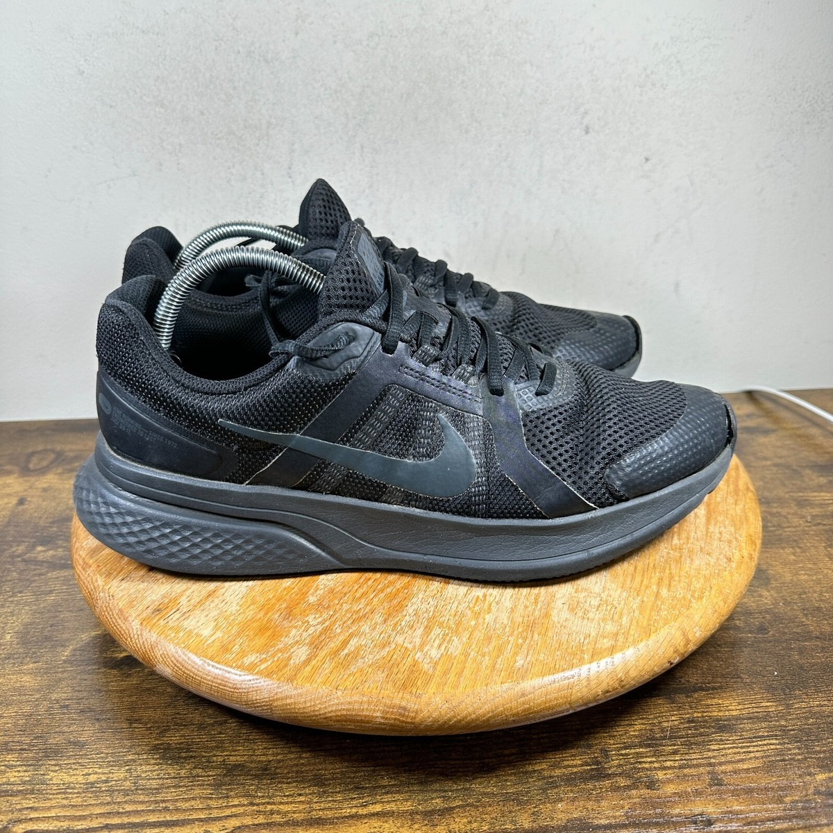 Nike Run Swift 2 Mens Size 11 Black Athletic Shoes Sneakers CU3517