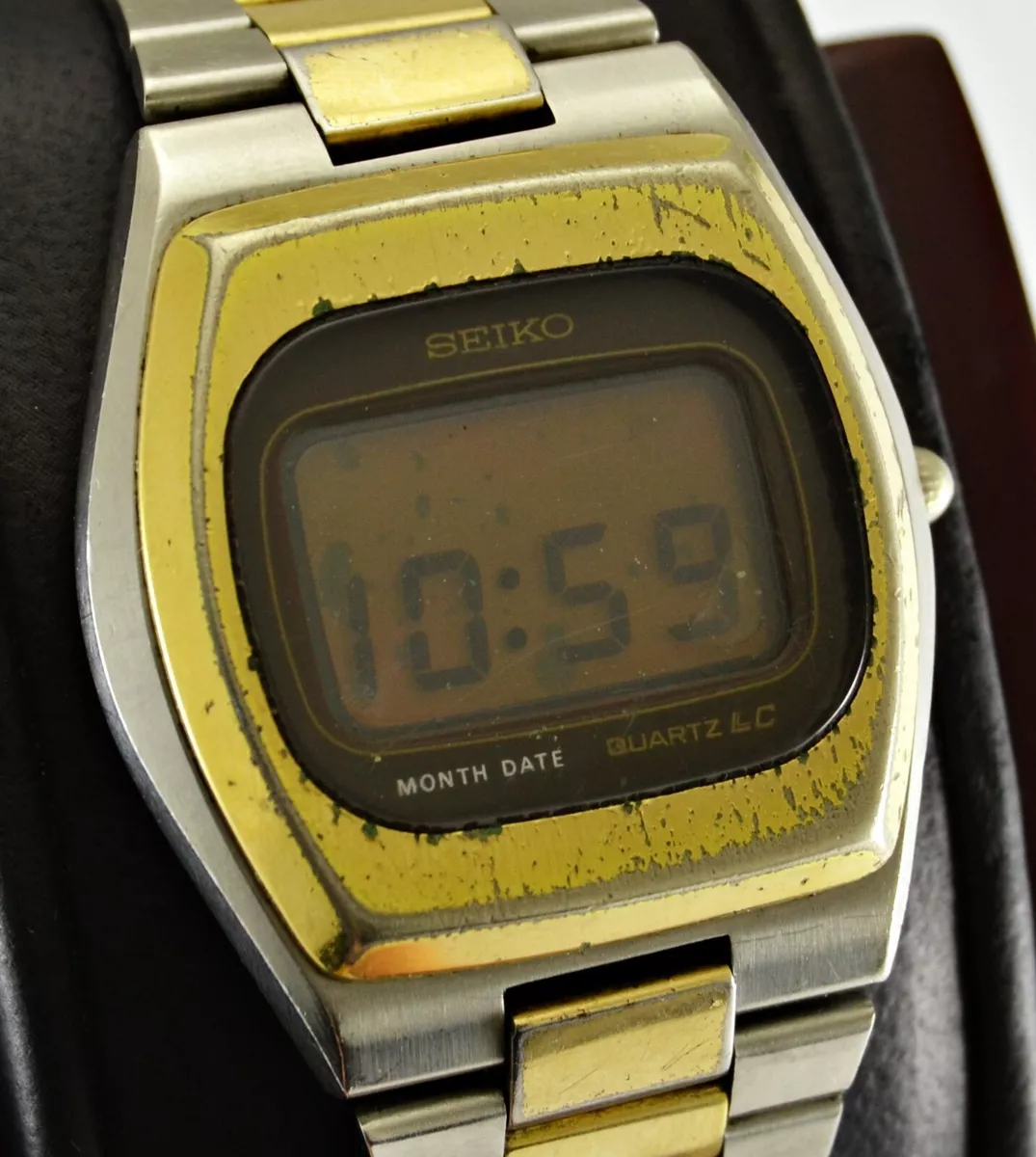 Vintage Working Digital Seiko Quartz LC Watch Month Date 0532 5009 Collectible