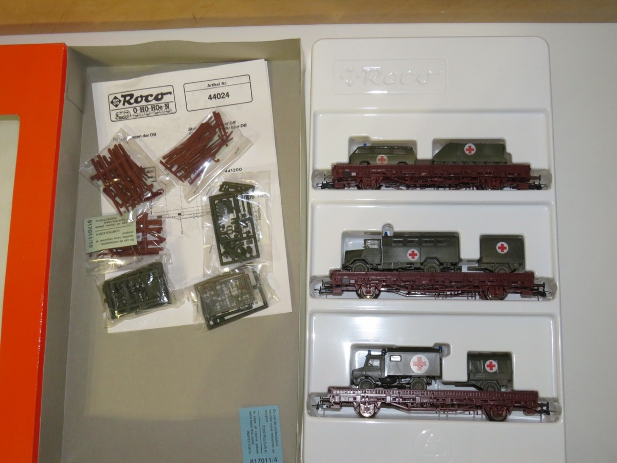 Roco Minitanks 20個セット売り♪ H0 Roco Minitanks 44024 Set Sanitätszug Neuwertig aus