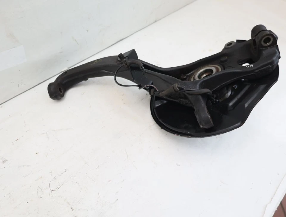 Knuckle Front Right for Nissan Navara D23 400145XA0A 2.3 140KW 190BHP ABS - Image 3 of 3