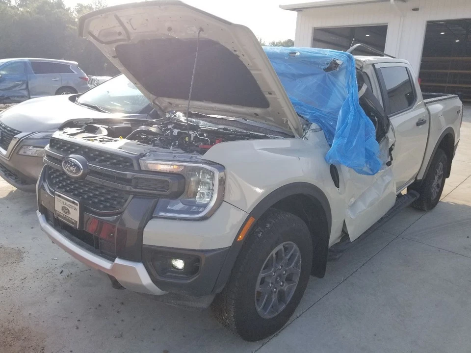 25 2025 FORD RANGER REAR POWER SLIDING BACK GLASS LOCAL PICKUP ONLY  Foto 3 de 4