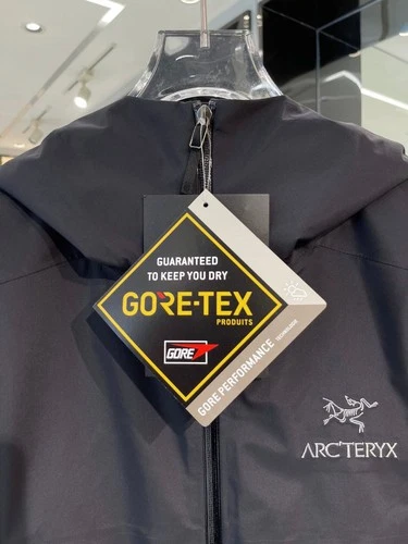 Unisex ARC Beta LT Coat Waterproof Hiking Outdoor Black Travel Jackets image 6