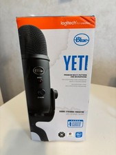 Blue Yeti Professional Multi-Pattern USB Condenser Microphone - Blackout