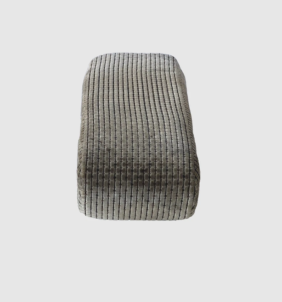 1994 Chevy S10 GMC Sonoma 60/40 Center Console Armrest Pad Gray 15688079 OEM - Image 2 of 4