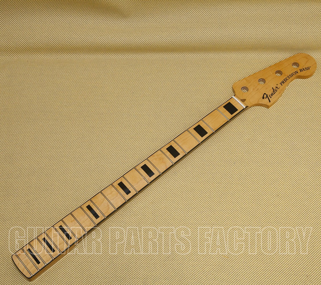 Fender Classic Series 70's Precision Bass Neck - Maple