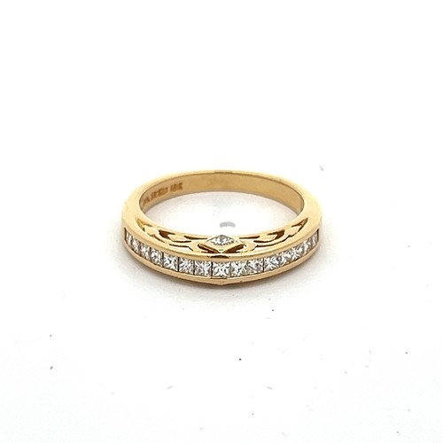 Na Hoku 18K Yellow Gold Princess Cut Diamond Wedding Ring Set - 1.03ct VS2 - Picture 7 of 10
