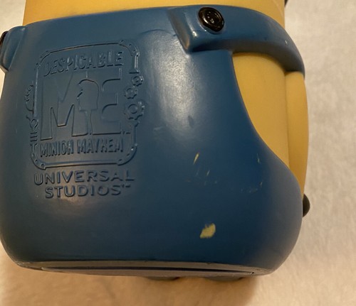 Despicable Me Trinkflasche Minion Mayhem Universal Studios 32oz Flip Strohhalm Film - Bild 10 von 12