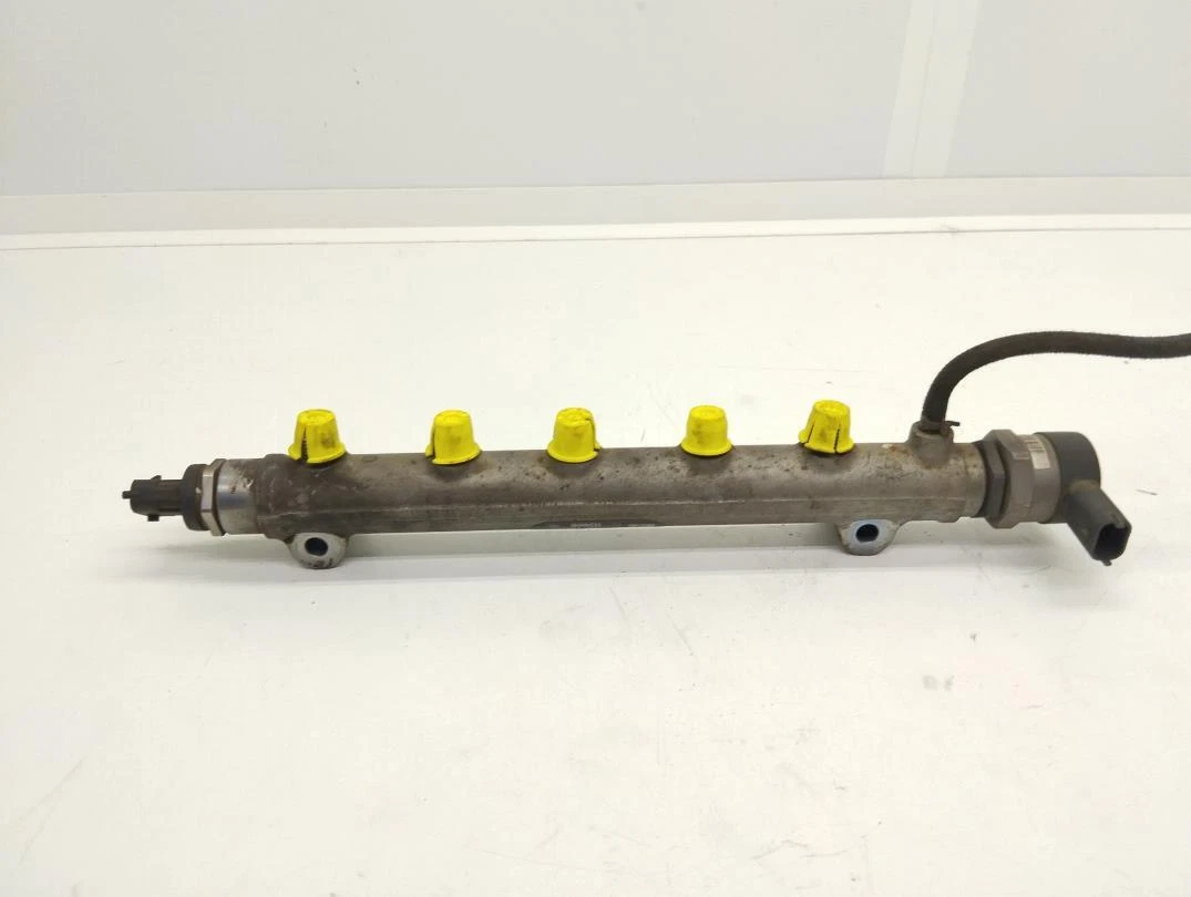 3140027400 Injector Ramp for HYUNDAI I30 (FD) * 2008 4933930