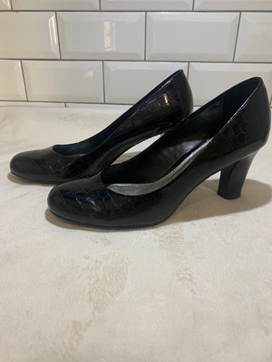 liz claiborne black heels