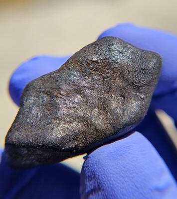 Meteorite**Georgia, McDonough**20.205 grams, Super Fresh, 100% Fusion Crusted!!!