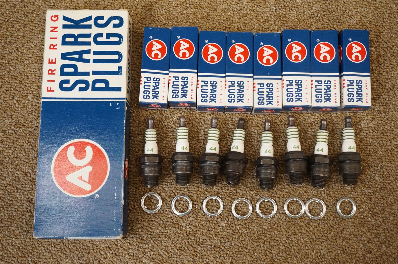 NOS 64 65 66 AC 44 Fire Ring Spark Plugs Set of 8 1559492