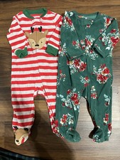 Carter  s Baby Lot Of 2 Fleece Christmas Holiday Sleepers Size 6 Months