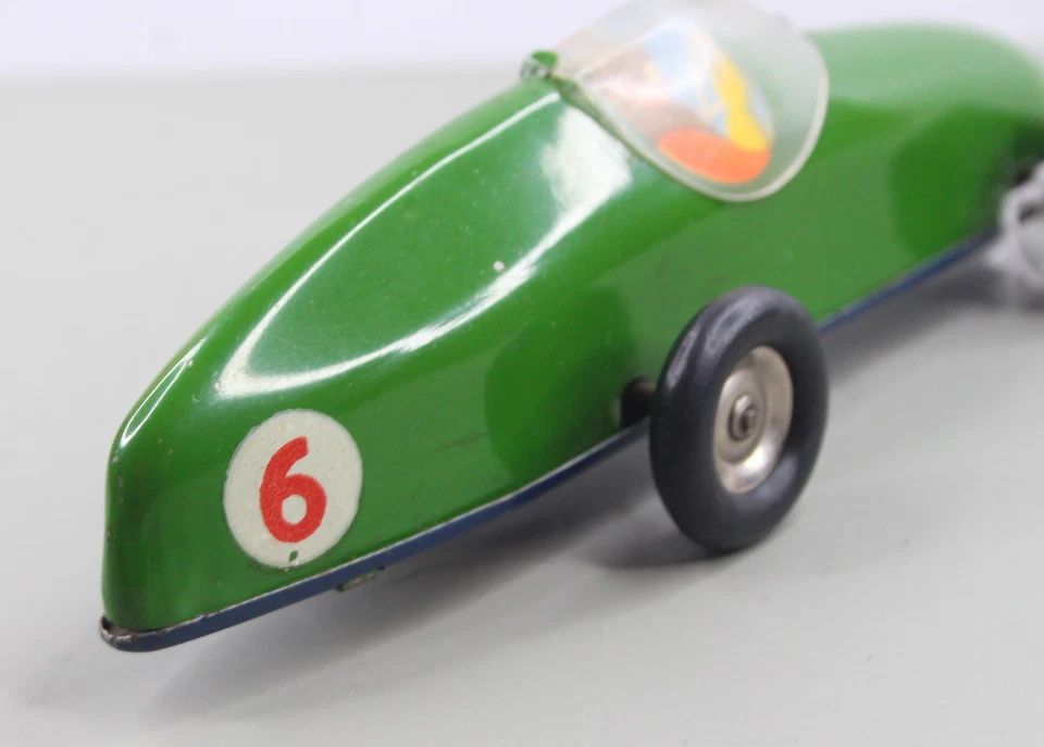 TRI-ANG MINIC RACER No.1 CLOCKWORK TINPLATE RACING CAR 13M GREEN VINTAGE 1950s - Image 3 of 4