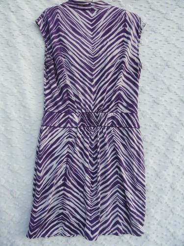 BCBG Maxazria Knit Dress Misses L Poly Purple White Drape Style Neckline MINT - Picture 7 of 8