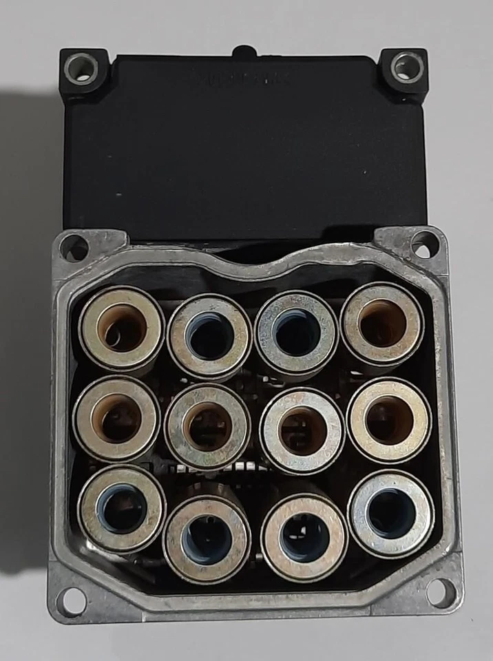 03-07 Hummer H2 ABS Antilock Brake Module Repair Service To Your ABS Module - Image 2 of 3