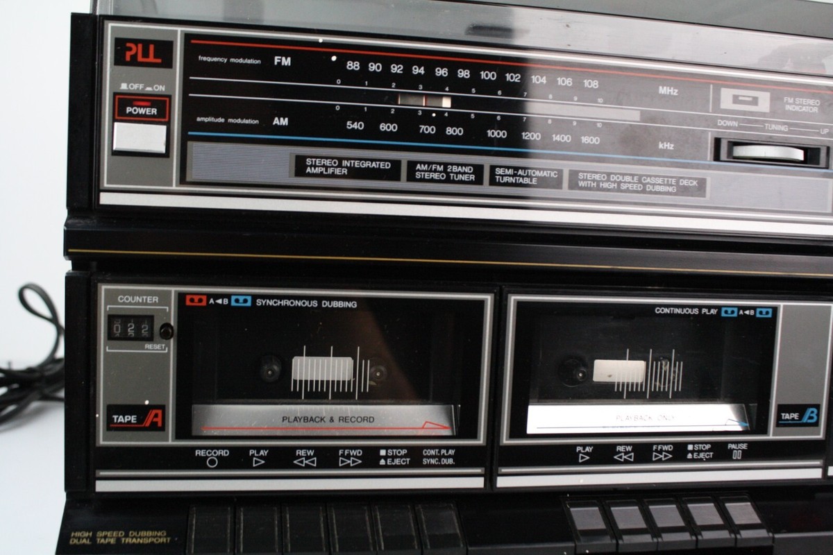 SANYO GXT-707A Stereo System Dual Cassette Turntable & AM/FM Radio