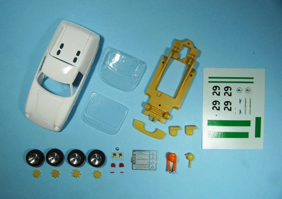 PROTO SLOT KIT 1/32 - LOTUS EUROPA BRANDS HATCH 1967 CB0013 KIT RESINA CLASSIC - Imagen 2 de 4