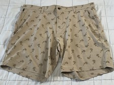 Berkley Jensen Men s Tan Palm Tree Print Cargo Shorts Size 38