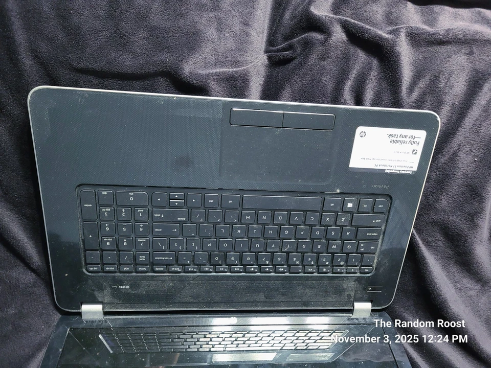 HP Pavilion 17 Laptop AMD A10 12GB RAM No HDD/OS E9J78MM#ABA Parts/Repair - Image 3 of 3