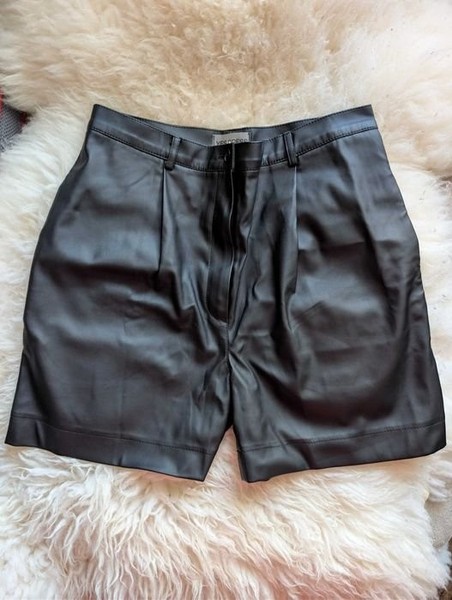 Women Shorts Black 38 #7P1O