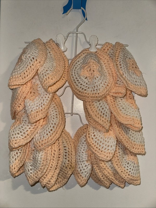 Collection Of 21 Kippot Yarmulkes Peach And White Handmade Crochet Judaica 