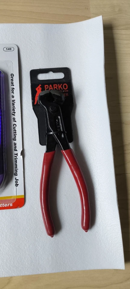 Juego de herramientas de mano Stanley + alicate de parko adicional y 2 cortadores utilitarios Foto 3 de 4