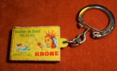 KRÖNE POT-AU-FEU CASE KEYCHAIN IMPORTED FROM Italy -- a job for a fairy!!